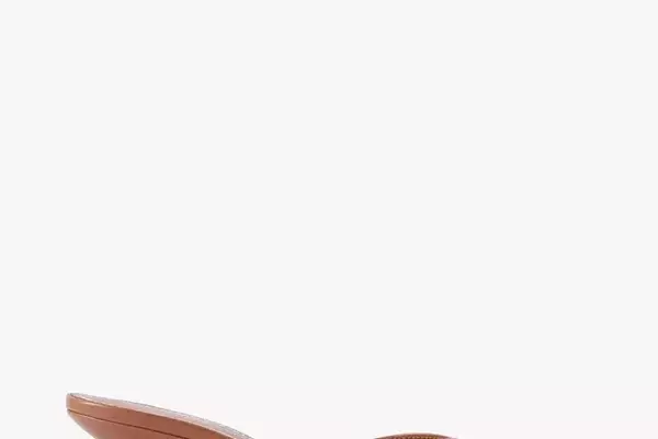 The Resurgence of Wedge Mules: A Spring 2026 Trend Spotlight