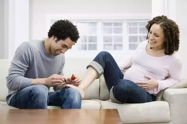 Gel Manicures During Pregnancy: A Comprehensive Safety Guide