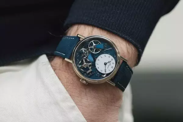 Breguet Revives the Tradition Seconde Rétrograde 7037 with Modern Flair