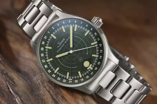 Sinn 308 Hunting Watch: A Purpose-Built Timepiece for the Outdoors
