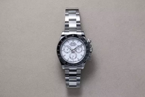 The Rolex Cosmograph Daytona Ref. 126502 in Rolesium: A Masterpiece of Enamel and Platinum