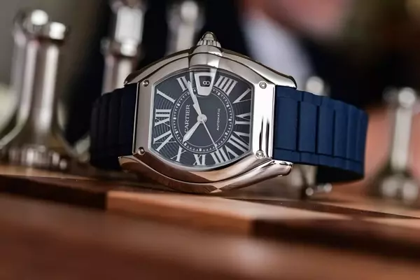 Cartier Roadster Collection Reborn: A Return to Automotive-Inspired Elegance