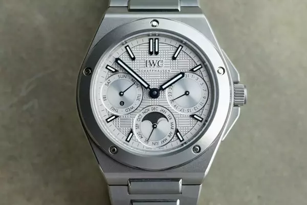 IWC Schaffhausen Unveils Featherlight Ingenieur Perpetual Calendar 41 Titanium