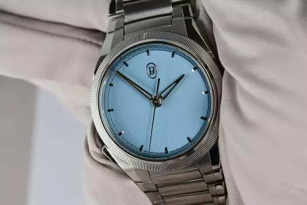Parmigiani Fleurier Tonda PF Chronograph Mystérieux: A Disappearing Act