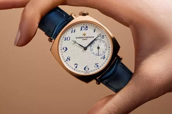 Vacheron Constantin Unveils New Grained Dials for Historiques American 1921 Timepiece