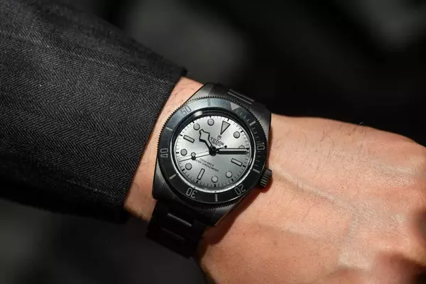 Tudor Black Bay Ceramic: A New Ceramic Bracelet