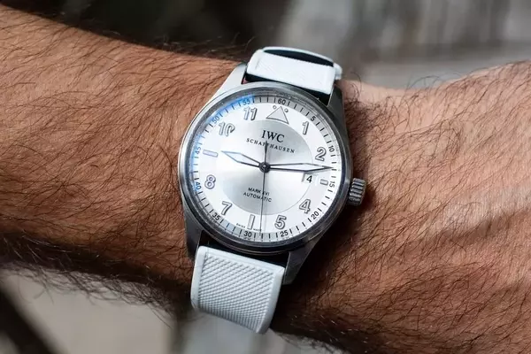 The Understated Appeal of the IWC Mark XVI Spitfire: A Neo-Vintage Treasure