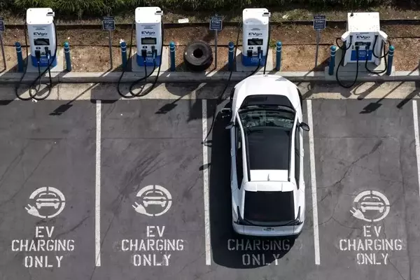Electric Vehicle Performance in Extreme Temperatures: AAA's Latest Findings