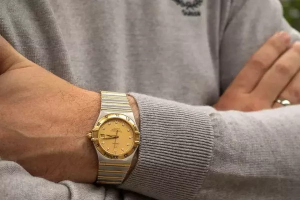 Exploring the Value of Pre-Owned Omega Constellation '95 Timepieces