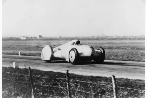 Audi Tradition's Recreation of the 1935 Auto Union Lucca: A Homage to Speed