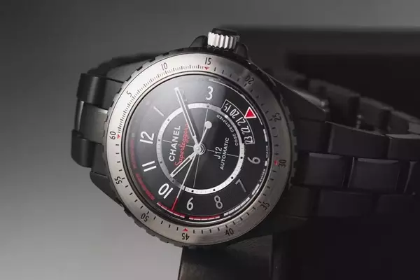 Chanel's J12 Superleggera Caliber 12.1: A Dive into Automotive-Inspired Horology