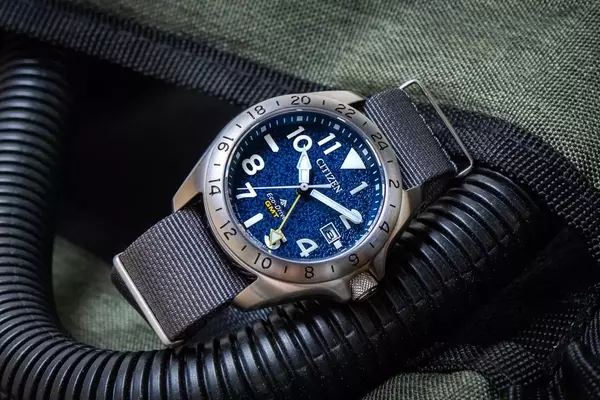 A Review of the Citizen Promaster Land GMT Watch: Functionality and Design