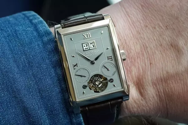 A. Lange & Söhne Revives Cabaret Tourbillon in Honeygold