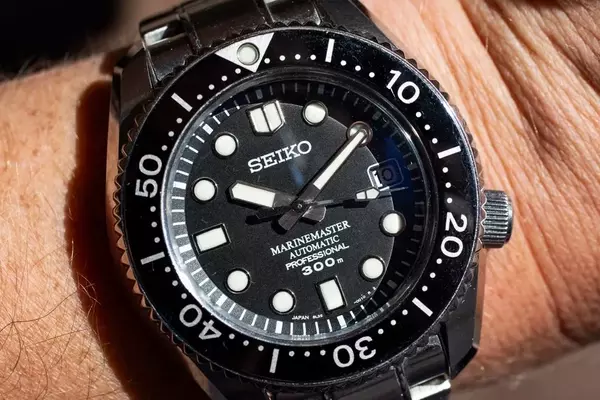 The Enduring Appeal of the Seiko Marinemaster SBDX001: A Neo-Vintage Icon's Relevance Today
