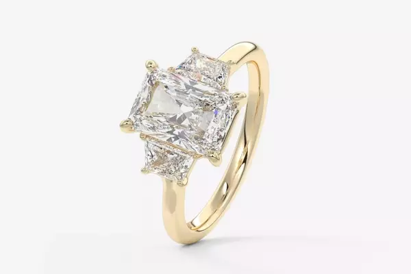 The Allure of Radiant Cut Engagement Rings: A Comprehensive Guide