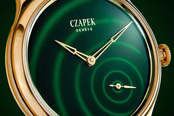 Czapek Unveils Promenade Goutte de Rosée: A Mesmerizing Green Enamel Dial in Yellow Gold