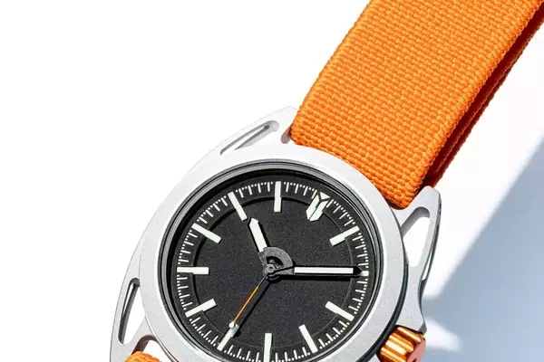 Barrelhand Monolith: A Space-Grade Watch Engineered for Extraterrestrial Exploration