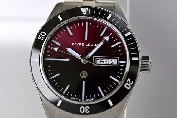 Favre Leuba Unveils Deep Raider Day Date with Striking Ombré Dials