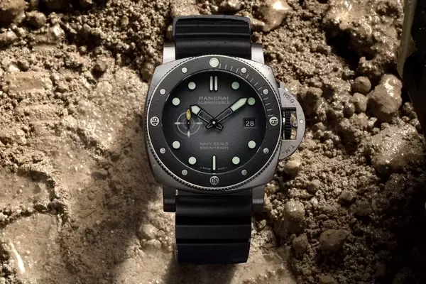 Panerai Unveils Enhanced Submersible Navy SEALs PAM01738