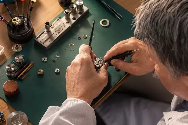 Bringing Timepieces Back to Life: A Comprehensive Guide to Watch Repair and Restoration
