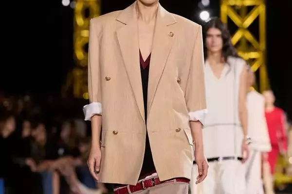 The Resurgence of the Dropped Waistline: A Century-Old Fashion Statement