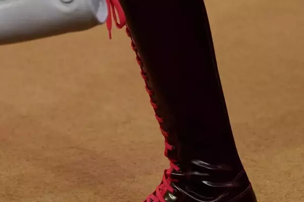 Autumn Footwear Innovations: Key Trends from Fall/Winter 2026 Runways