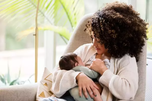 Retinol Use During Breastfeeding: Risks and Safe Alternatives