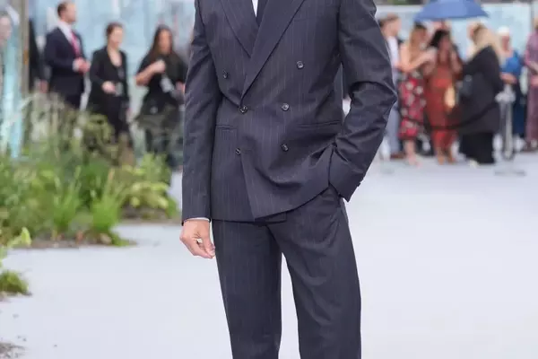 Jacob Elordi's Suit Style: A Bold Statement or a Tailoring Faux Pas?