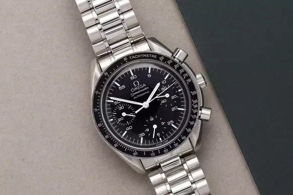 Omega's New Speedmaster 38mm Collection: A Blend of Classic and Contemporary