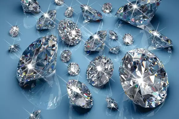 Strategic Stocking: Why Jewelers Should Secure Natural Loose Diamonds for the Holiday Season Now