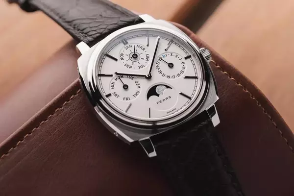 Fears Unveils the Brunswick 39 Perpetual Calendar: A Modern Rebirth for a Heritage Brand