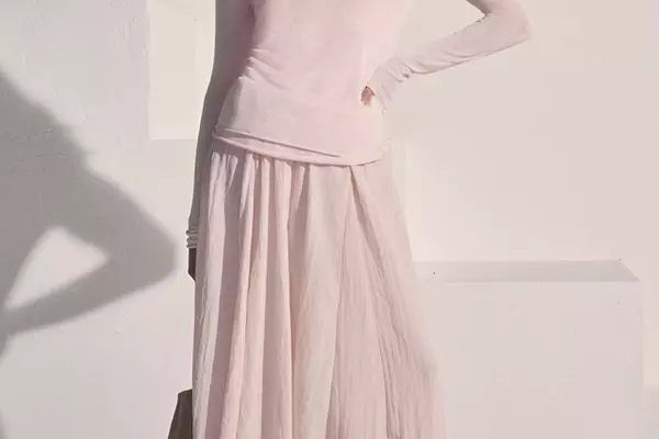 Donna Karan's Spring 2027 Collection: A Revival of Archival Elegance and Modern Sportiness