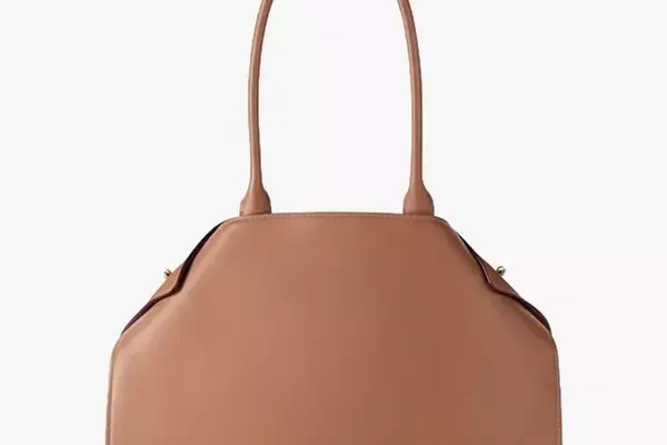 Cartier's Clash Bag: Where Jewelry Meets Leather Craftsmanship