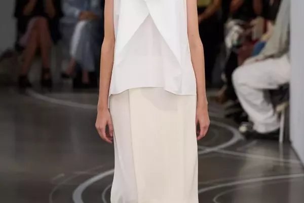 Ashlyn's Spring 2027 Ready-to-Wear Collection: A Glimpse into Future Fashion