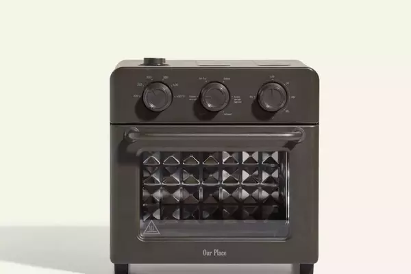 The Wonder Oven: A Lifesaver for Ovenless Living