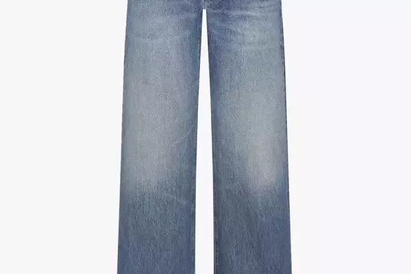 The Ultimate Guide to Finding the Perfect Jeans for Tall Women