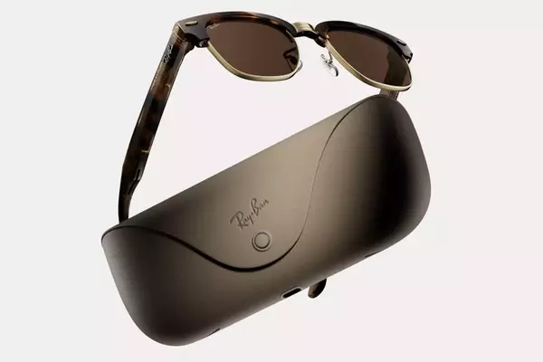 Meta's New Smart Glasses: Balancing Privacy and Innovation with Audio-Only and VR Models