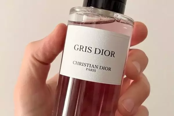 Dior's Exclusive Fragrance Collection: An Olfactory Couture Journey