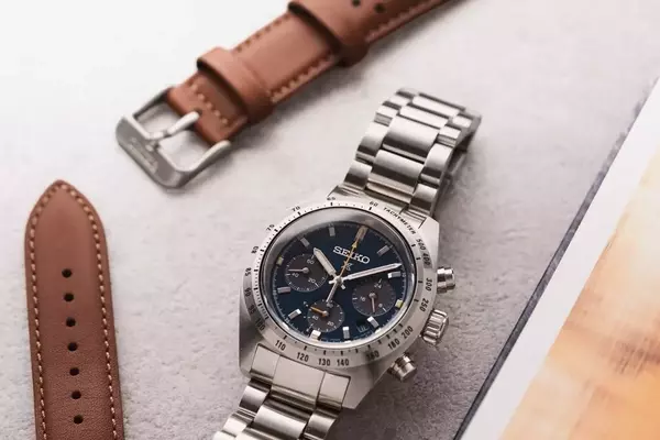 Seiko Speedtimer HBJ008: A Fusion of Classic and Contemporary Chronograph Design