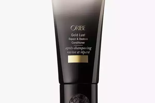 Unlocking Shinier, Healthier Hair: The 'Dry Conditioning' Method Explained