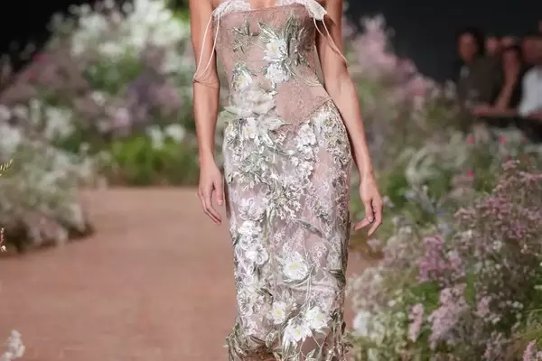 Elie Saab's Dazzling Spring 2027 Ready-to-Wear Collection Unveiled