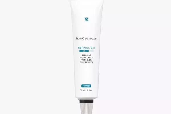 Understanding Retinoids: A Comprehensive Guide to Skincare's Powerhouse Ingredient