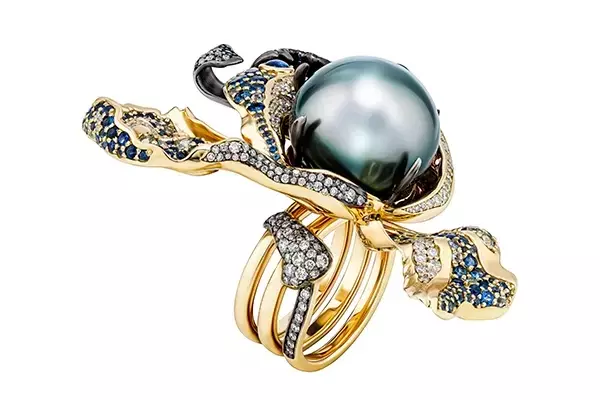 Mariyeh Ghelichkhani's Pearl Creations Blossom Alongside Precious Gemstones