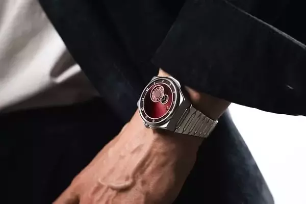 Trilobe Château Trente-Deux: A Fusion of Horology and Viticulture