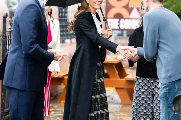The Princess of Wales's Symbolic Attire in Belfast