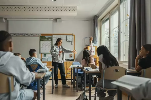 Educational Scaffolding: Boosting Kids' Learning and Confidence