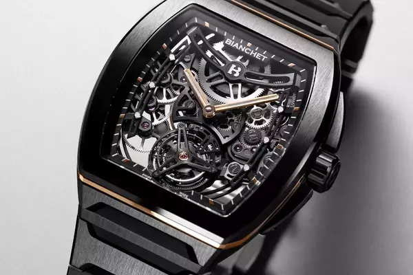 Bianchet Unveils UltraFino Tonneau in Black Ceramic and Gold