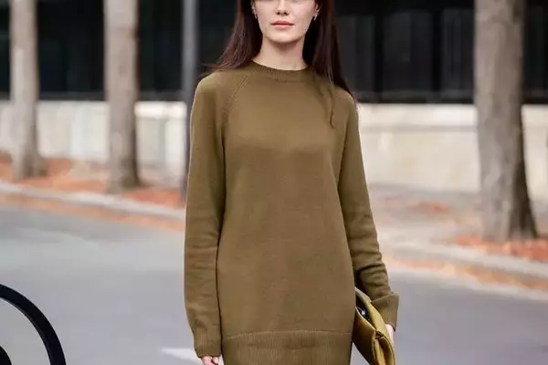 Effortless Elegance: The Allure of Long Silk and Satin Skirts