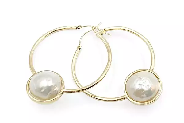 Pearls Captivate at NouvelleBox Paris Showroom Exhibition