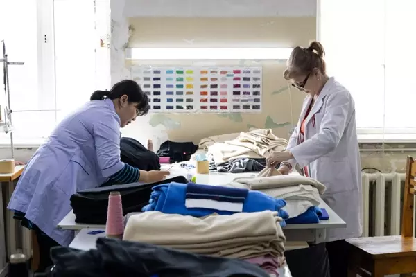 Fashion Industry Confronts Climate Risks: Strategies for Nature-Positive Business